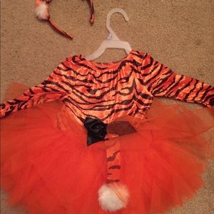 Gymboree Tiger TuTu Halloween Costume 18-24 months